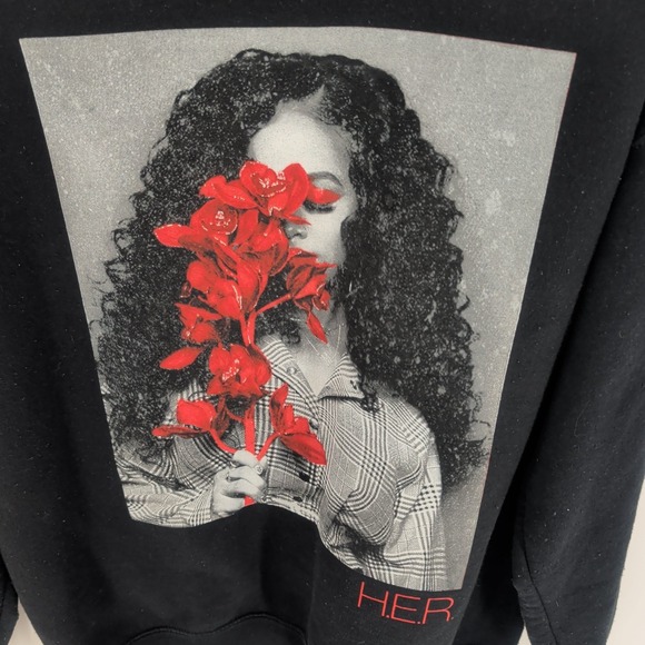 H.E.R. Crew Neck Roses & Girl‎ Graphic Classic Pullover Sweatshirt Black Size M - Picture 4 of 8